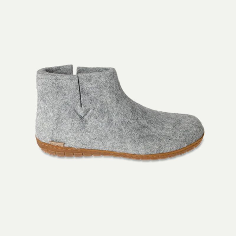 grey-boot-with-rubber-sole grey-boot-with-rubber-sole
