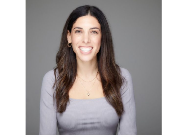 head-and-shoulders-author-shot