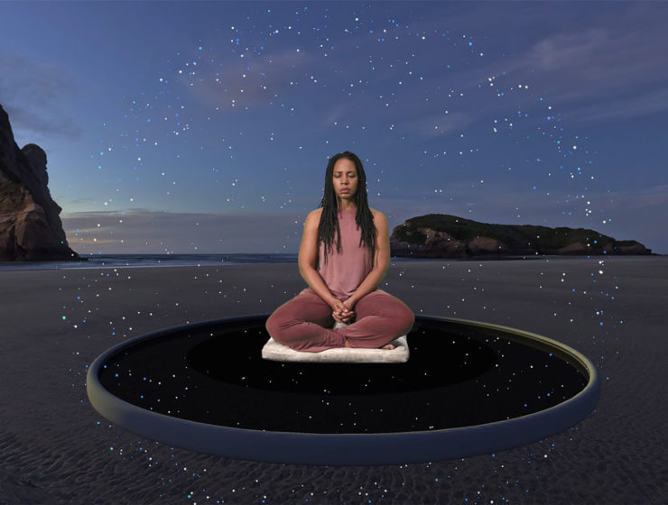 A woman is floating on a beach, with stars surrounded by stars, sitting cross-legged pillow. Very serene