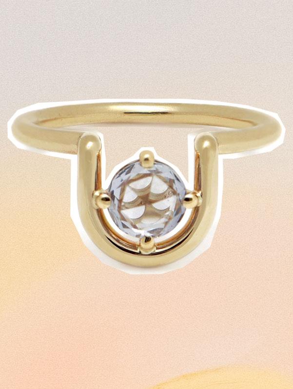 gift-yourself-jewellery-canada-Erica-Leal-Jewellery-Blue-Sapphire-Lindy-Ring