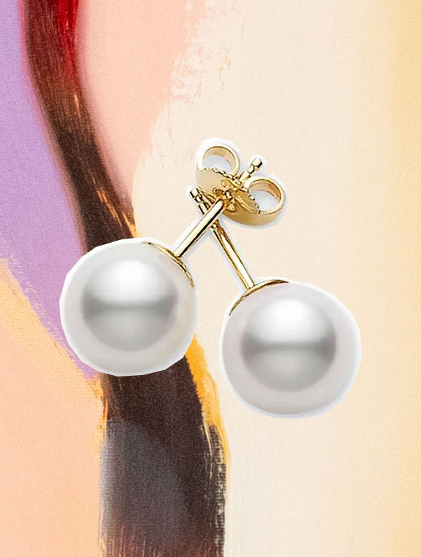 gift-yourself-jewellery-canada-Mikimoto-White-Akoya-5-mm-A-Pearl-Studs