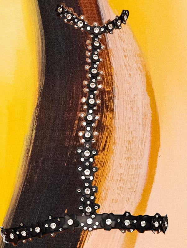 gift-yourself-jewellery-canada-Uncuffed-Leather-and-Tulle-Flower-Harness